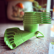 Tupperware Measuring Spoons and Cups