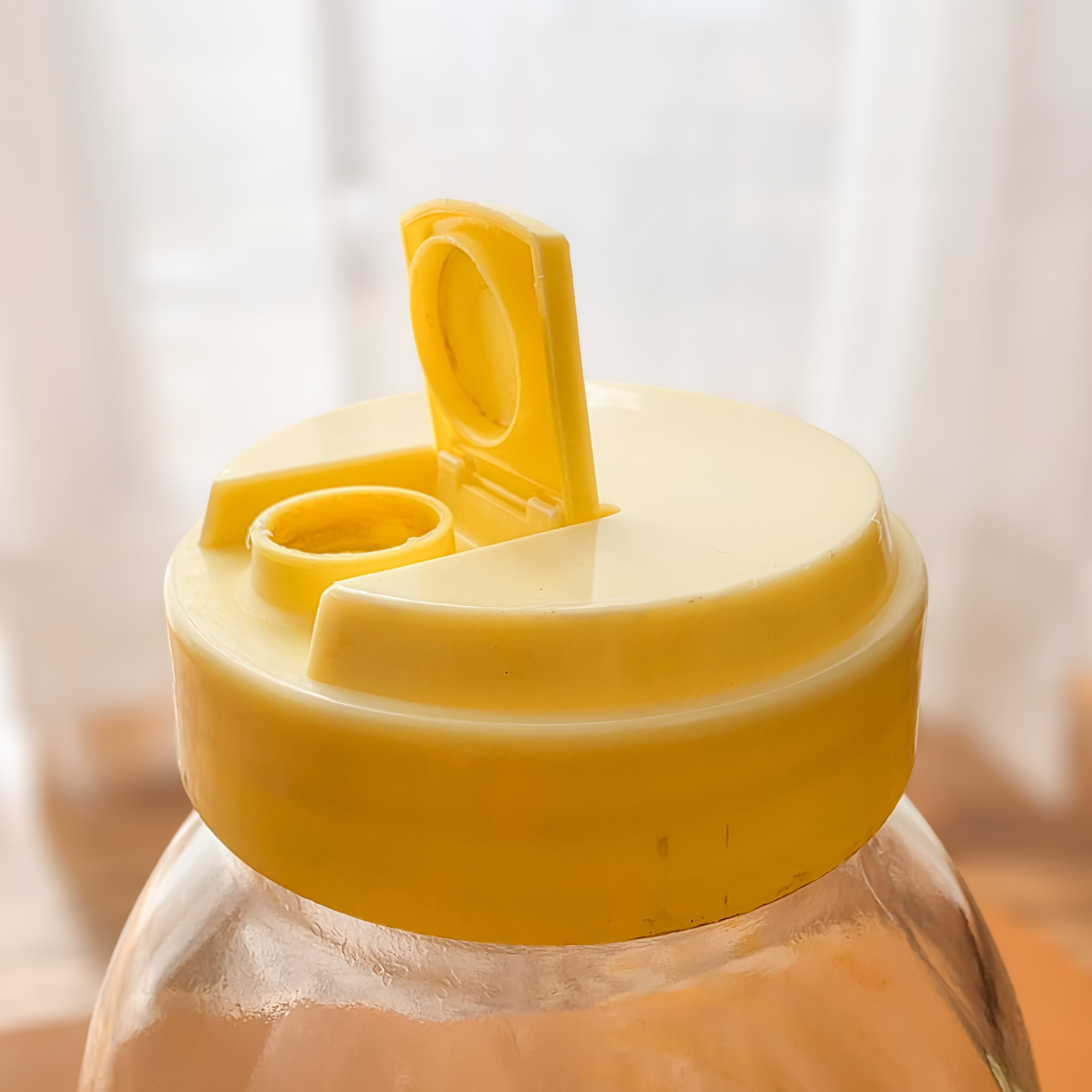 Sun Tea Glass Jar with Ice Tea Recipe