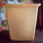 Rubbermaid Wastebasket
